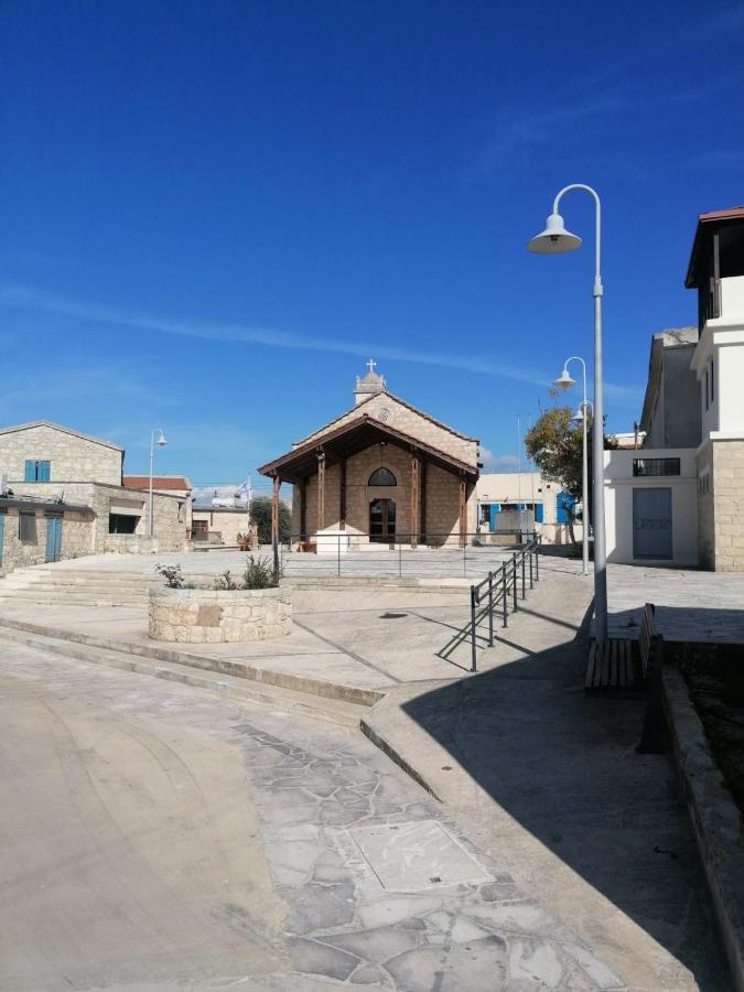 Villa Angela Dhrousha Exterior foto